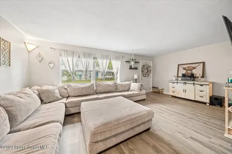 15 Arthur Court Satellite Beach FL 32937