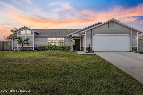1172 Malone Street NW Palm Bay FL 32907