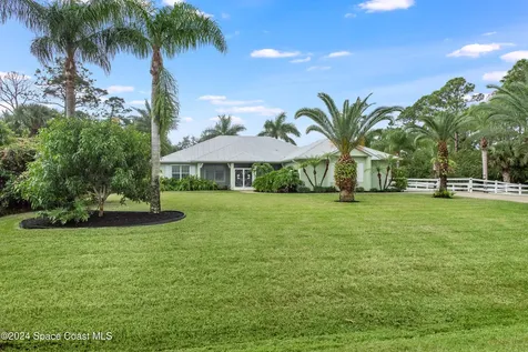 4153 Red Bay Street Grant FL 32949