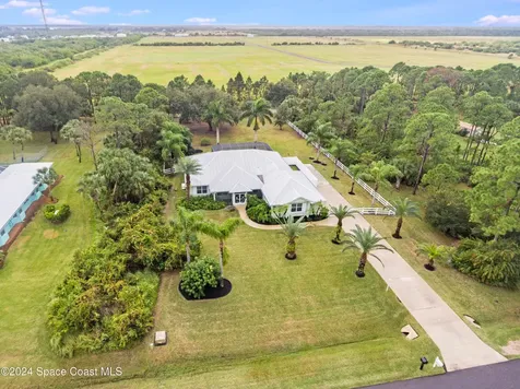 4153 Red Bay Street Grant FL 32949