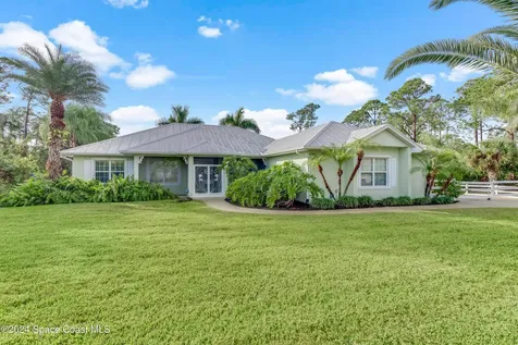 4153 Red Bay Street Grant FL 32949