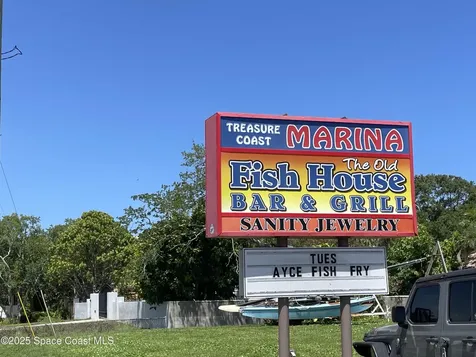 4153 Red Bay Street Grant FL 32949