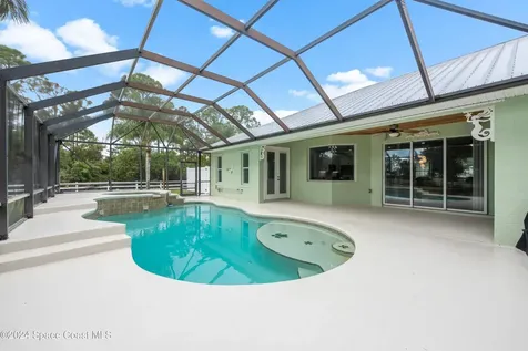 4153 Red Bay Street Grant FL 32949