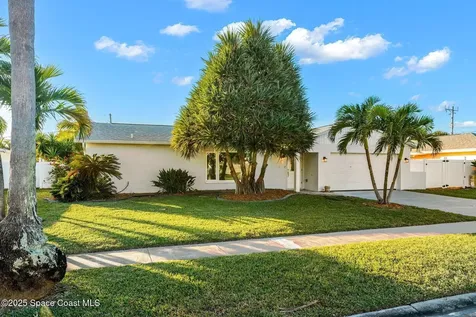 560 Coconut Street Satellite Beach FL 32937
