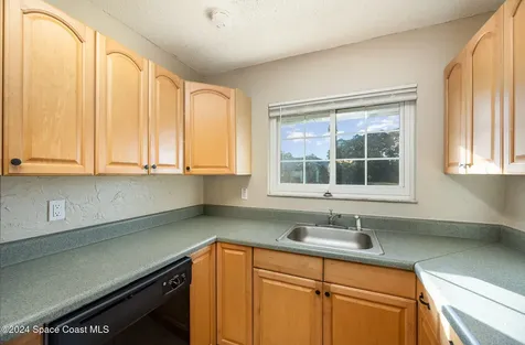827 Du Bois Avenue SE Palm Bay FL 32909