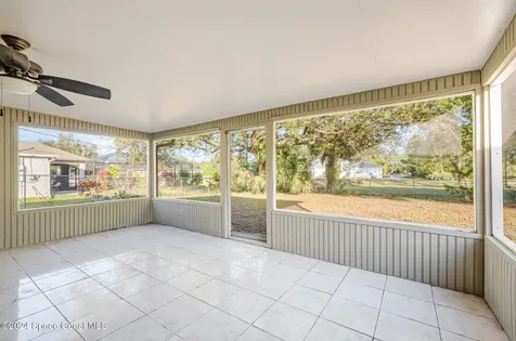 827 Du Bois Avenue SE Palm Bay FL 32909