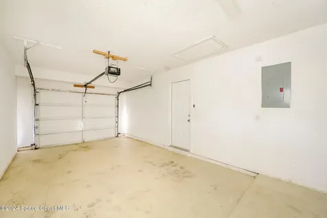 827 Du Bois Avenue SE Palm Bay FL 32909