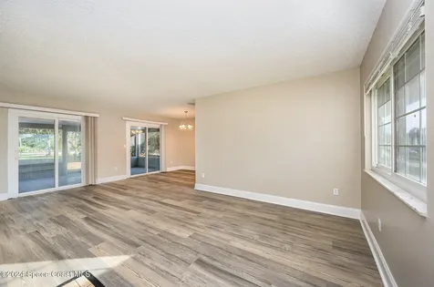 827 Du Bois Avenue SE Palm Bay FL 32909