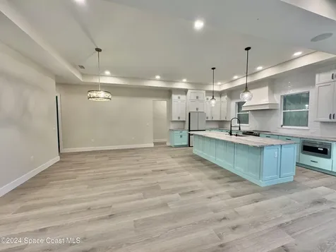 1611 Lara Street NE Palm Bay FL 32907