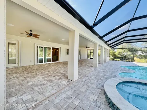 1611 Lara Street NE Palm Bay FL 32907