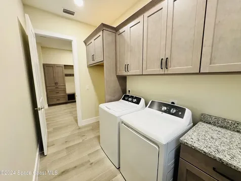 1611 Lara Street NE Palm Bay FL 32907