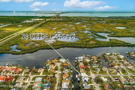 218 Via De La Reina Merritt Island FL 32953
