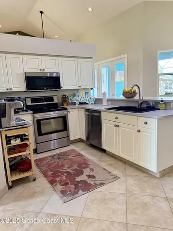 218 Via De La Reina Merritt Island FL 32953