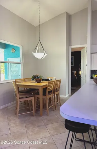 218 Via De La Reina Merritt Island FL 32953