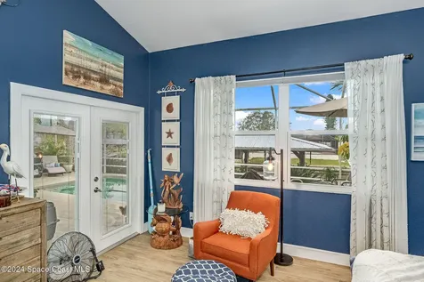 218 Via De La Reina Merritt Island FL 32953