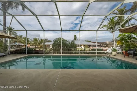 218 Via De La Reina Merritt Island FL 32953