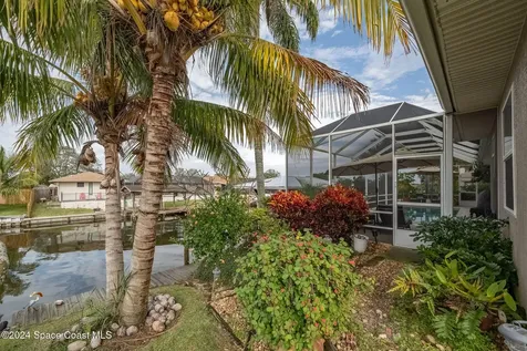 218 Via De La Reina Merritt Island FL 32953