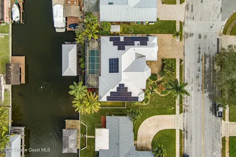 218 Via De La Reina Merritt Island FL 32953