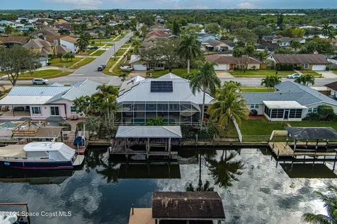 218 Via De La Reina Merritt Island FL 32953