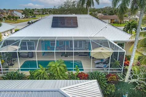 218 Via De La Reina Merritt Island FL 32953