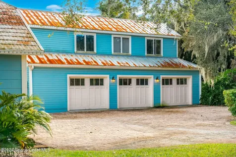 1621 Pineapple Avenue Melbourne FL 32935