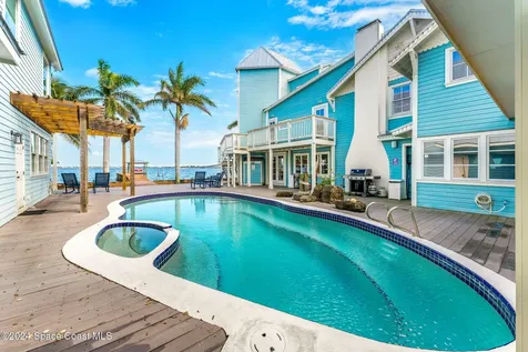1621 Pineapple Avenue Melbourne FL 32935