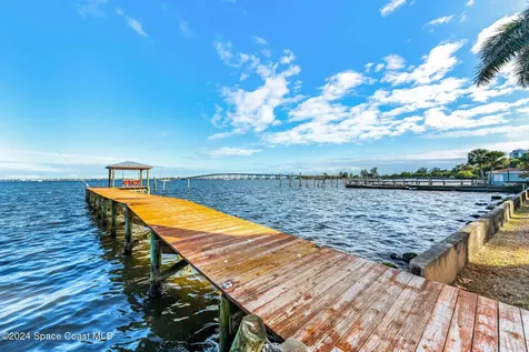 1621 Pineapple Avenue Melbourne FL 32935