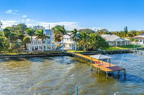 1621 Pineapple Avenue Melbourne FL 32935