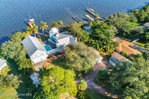 1621 Pineapple Avenue Melbourne FL 32935