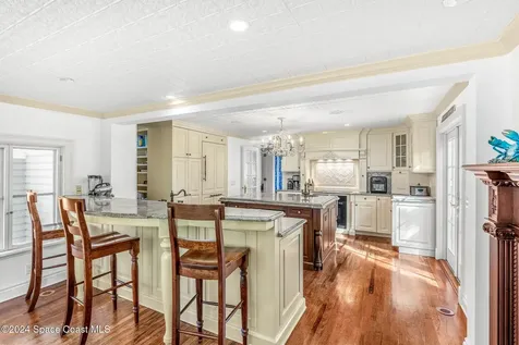 1621 Pineapple Avenue Melbourne FL 32935