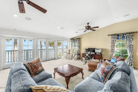 1621 Pineapple Avenue Melbourne FL 32935