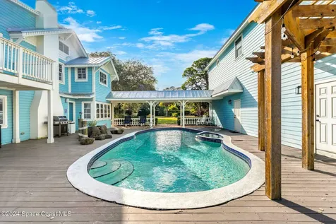 1621 Pineapple Avenue Melbourne FL 32935