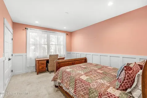 1621 Pineapple Avenue Melbourne FL 32935