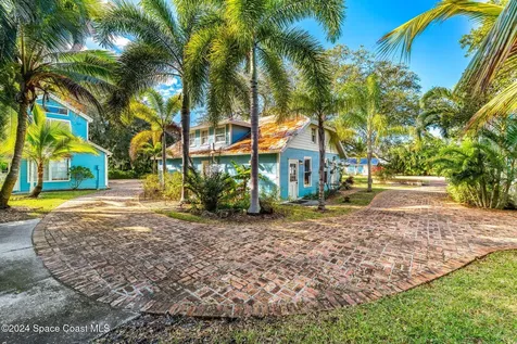 1621 Pineapple Avenue Melbourne FL 32935