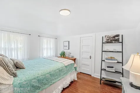 1621 Pineapple Avenue Melbourne FL 32935
