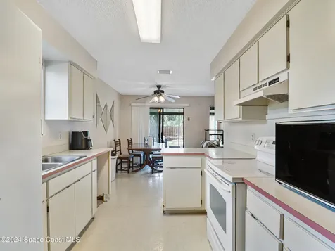 917 Dallam Avenue NW Palm Bay FL 32907
