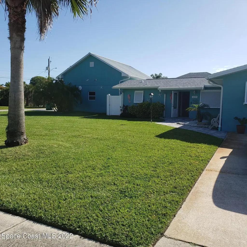 1040 N Banana River Drive Merritt Island FL 32952