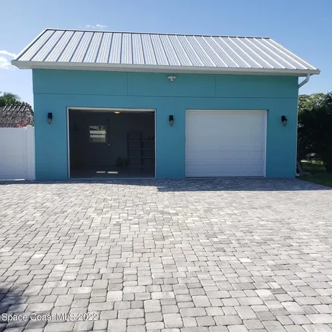 1040 N Banana River Drive Merritt Island FL 32952