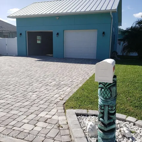 1040 N Banana River Drive Merritt Island FL 32952