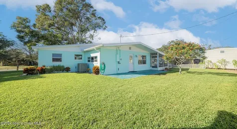 4465 Hood Avenue Titusville FL 32780