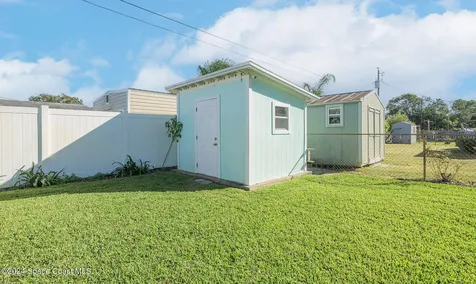 4465 Hood Avenue Titusville FL 32780