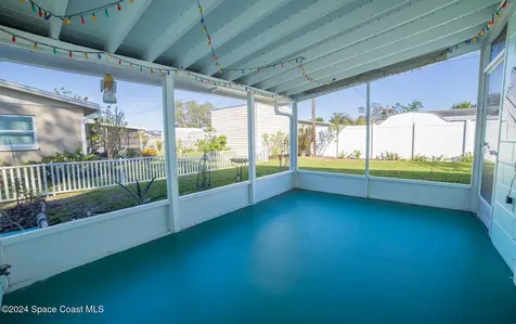 4465 Hood Avenue Titusville FL 32780