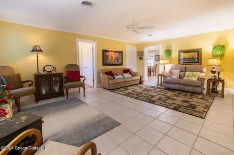 4465 Hood Avenue Titusville FL 32780
