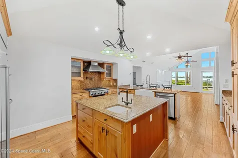 10400 S Tropical Trail Merritt Island FL 32952