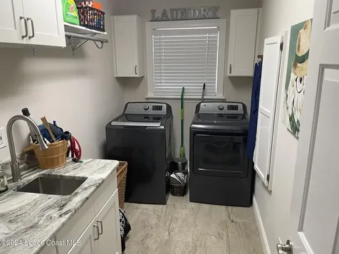 871 Oakwood Drive Melbourne FL 32940