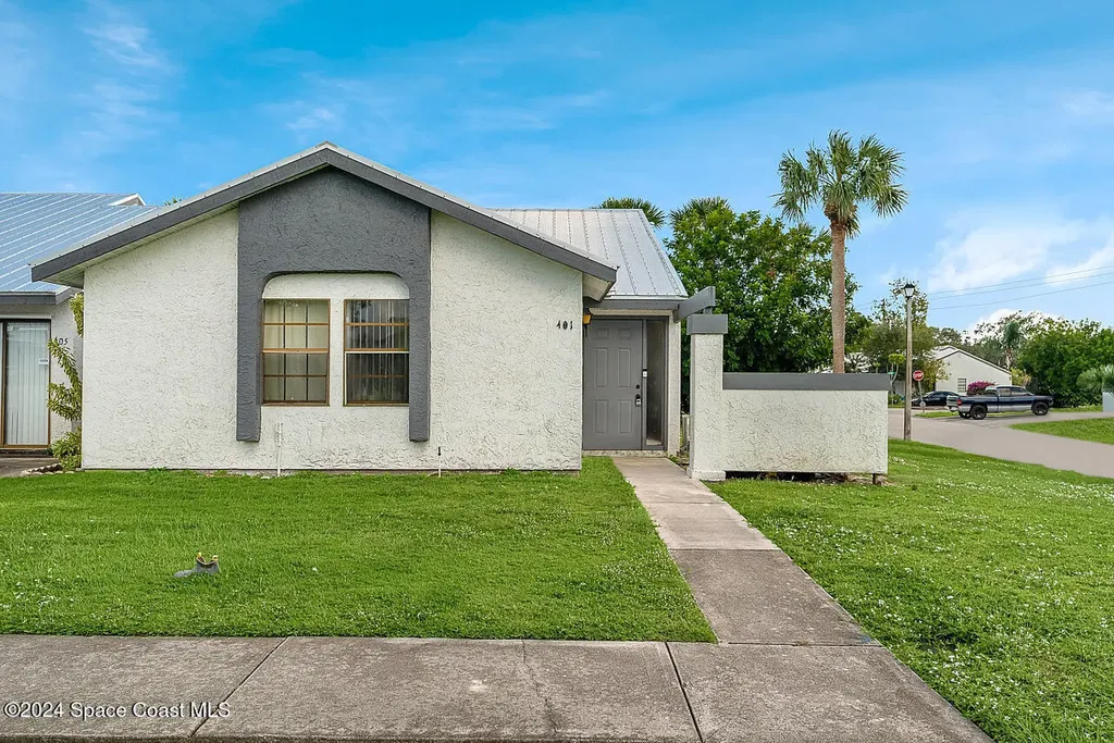 401 SW Godels Street Port St. Lucie FL 34953