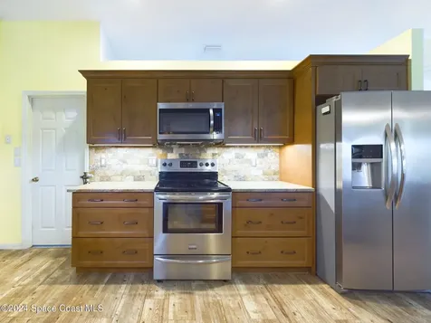 1055 Wesberry Street SE Palm Bay FL 32909