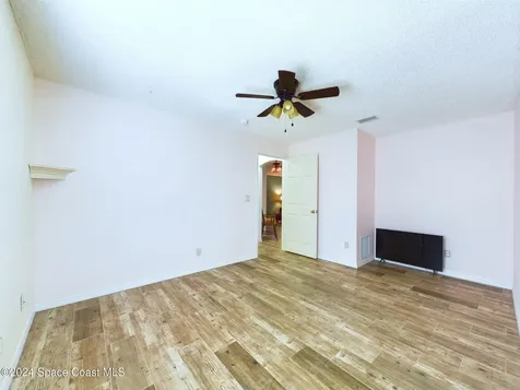 1055 Wesberry Street SE Palm Bay FL 32909