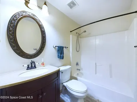 1055 Wesberry Street SE Palm Bay FL 32909