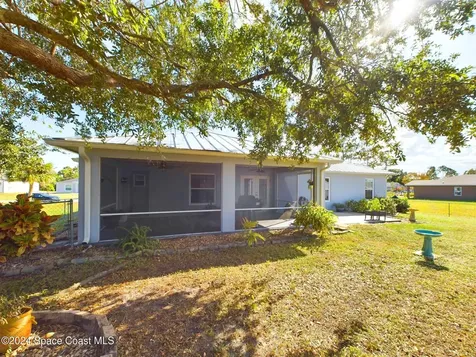1055 Wesberry Street SE Palm Bay FL 32909